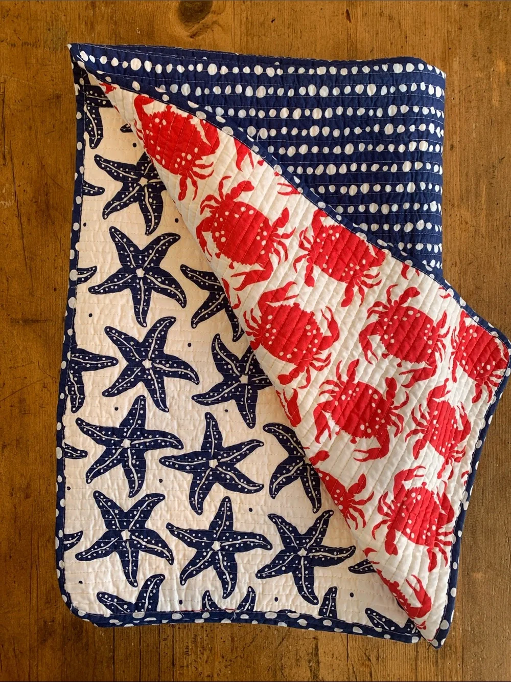 Cotton Red & Navy Starfish & Crab Quilted Throw Blanket